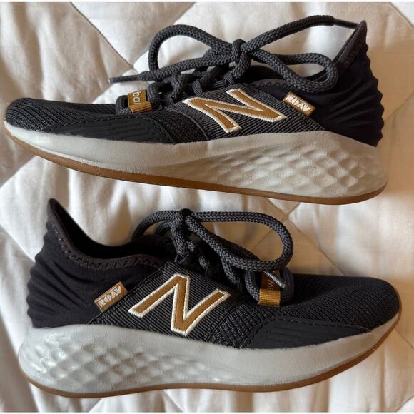 NEW BALANCE Fresh Foam Roav PEROVBK Lightweight Mesh Kids Size 12 - Picture 2 of 8
